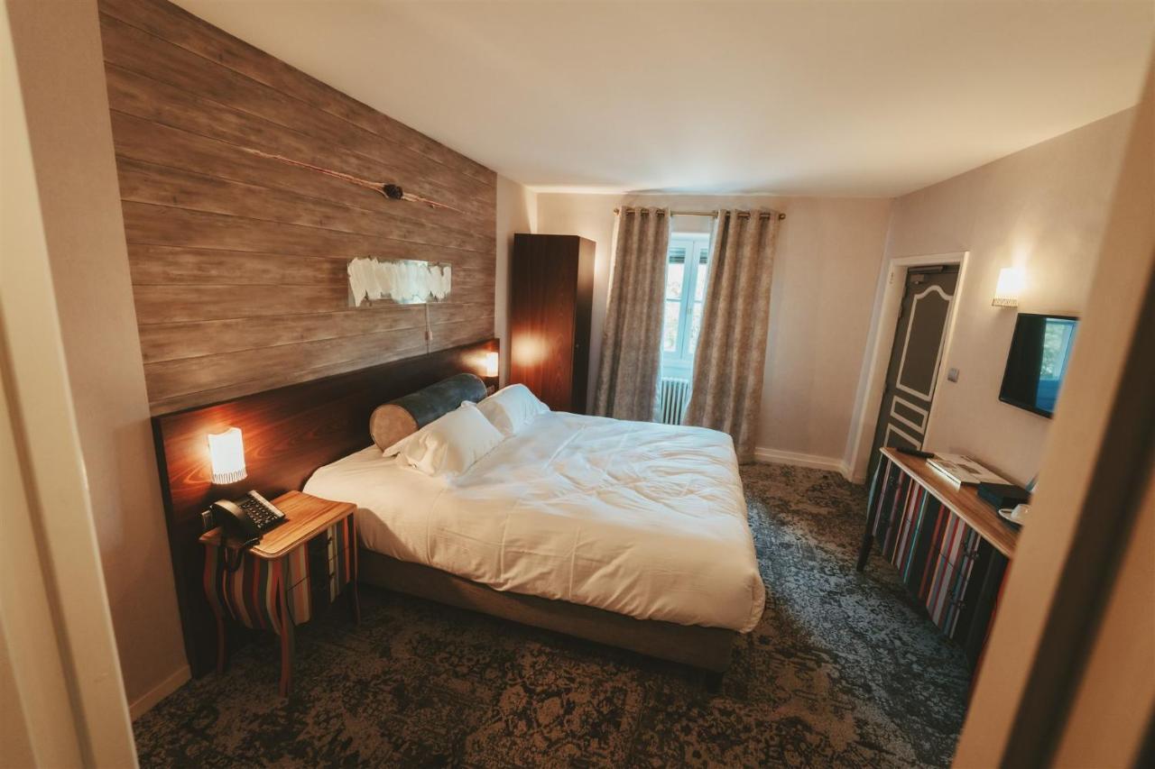 Logis Hotels Chateau De La Barge Chaintré エクステリア 写真